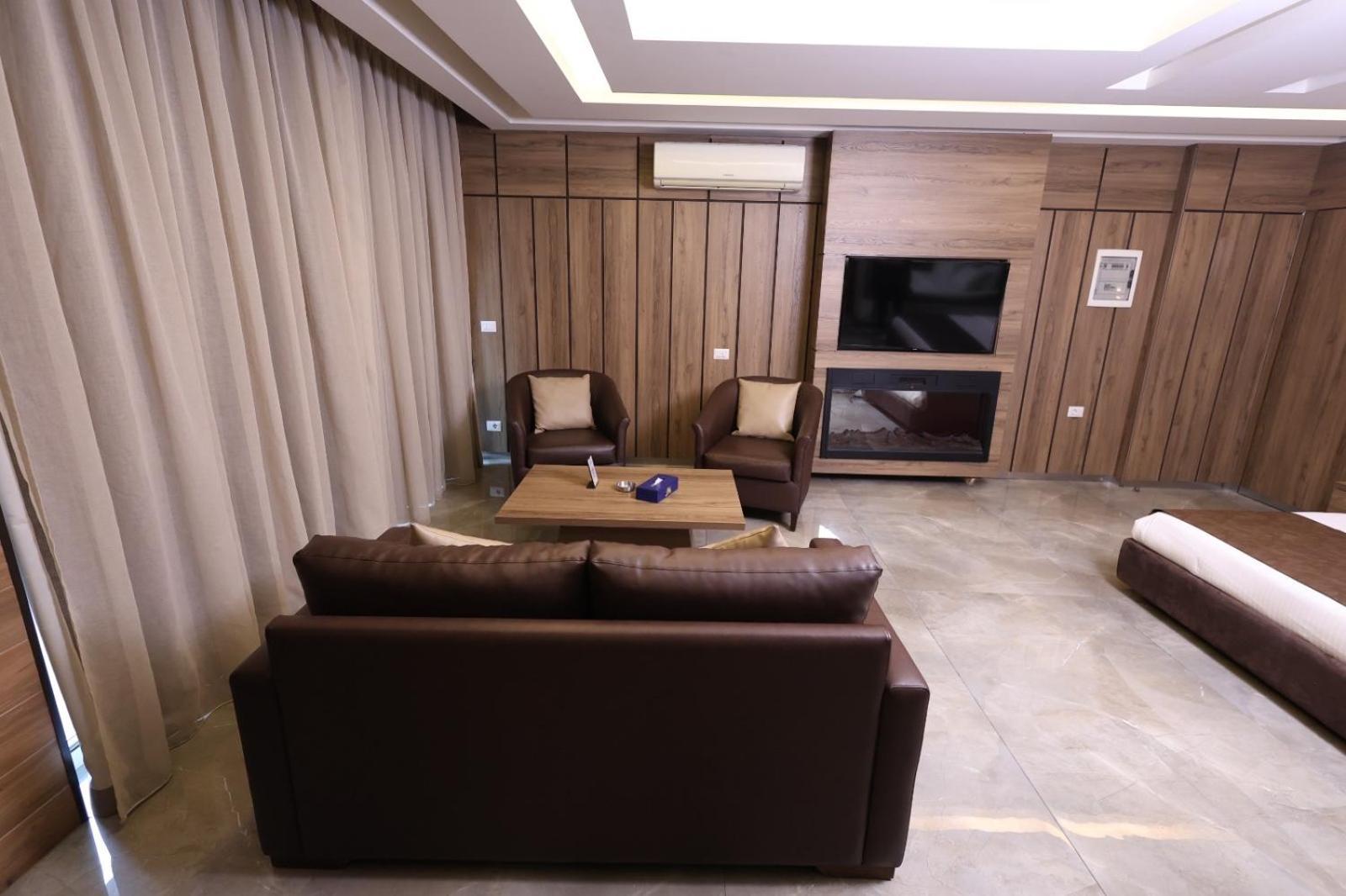 Ibiza Hotel Jounieh Exteriör bild