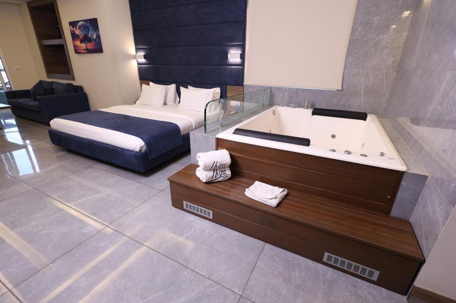 Ibiza Hotel Jounieh Exteriör bild