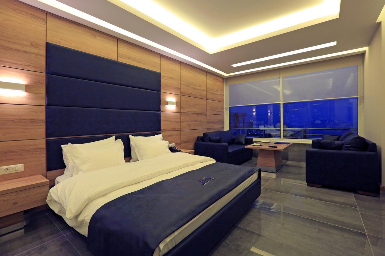 Ibiza Hotel Jounieh Exteriör bild