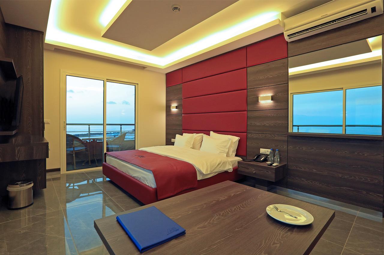 Ibiza Hotel Jounieh Exteriör bild