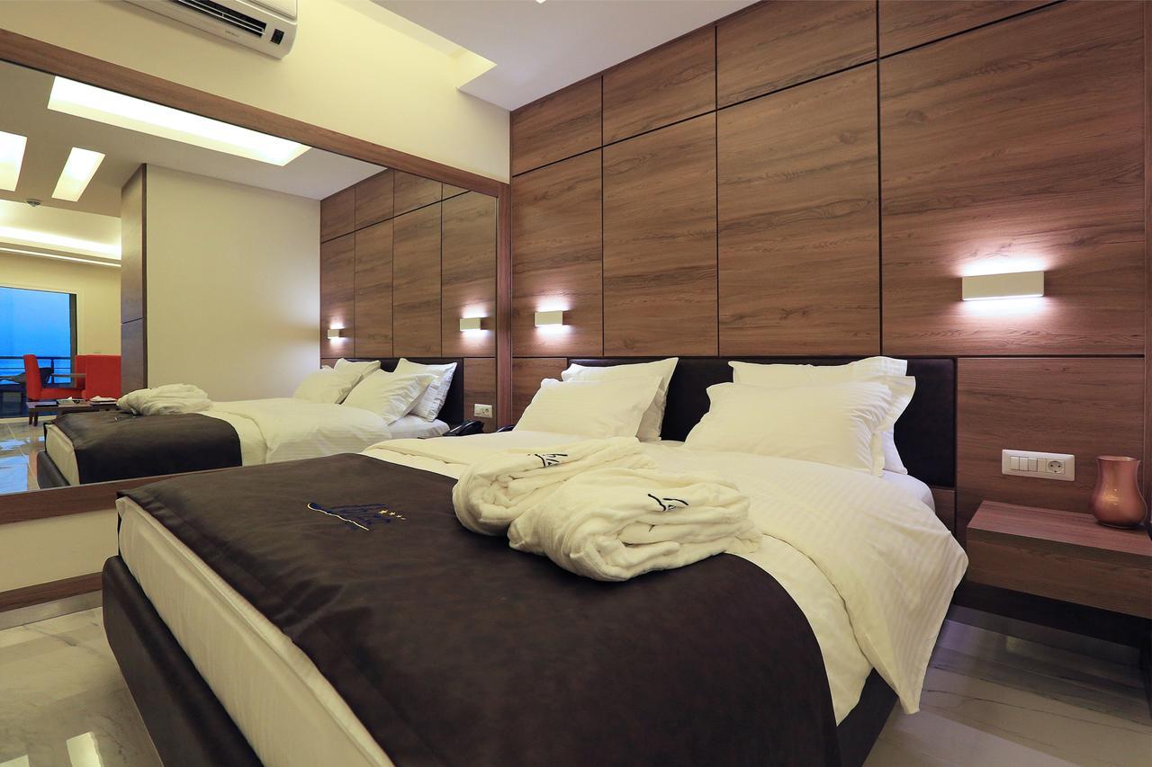 Ibiza Hotel Jounieh Exteriör bild